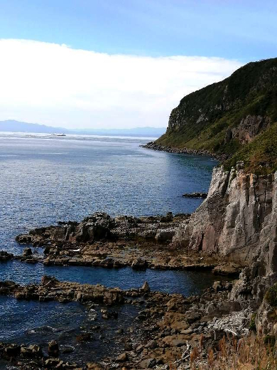 title :『 【北海道車中泊】函館四稜郭〜兵どもが夢の跡 』画像説明文 :函館山の津軽海峡に面した断崖の上にある立待岬...